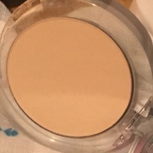 PUR MINERALS 4n1 PRESSED POWDER FOUNDATION